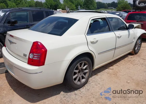 2008 Chrysler 300 Touring из США, поврежденный, VIN 2C3LA53G58H245470